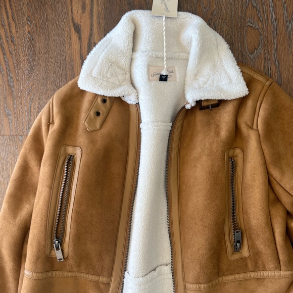 Jacket - Picture 2 of 4